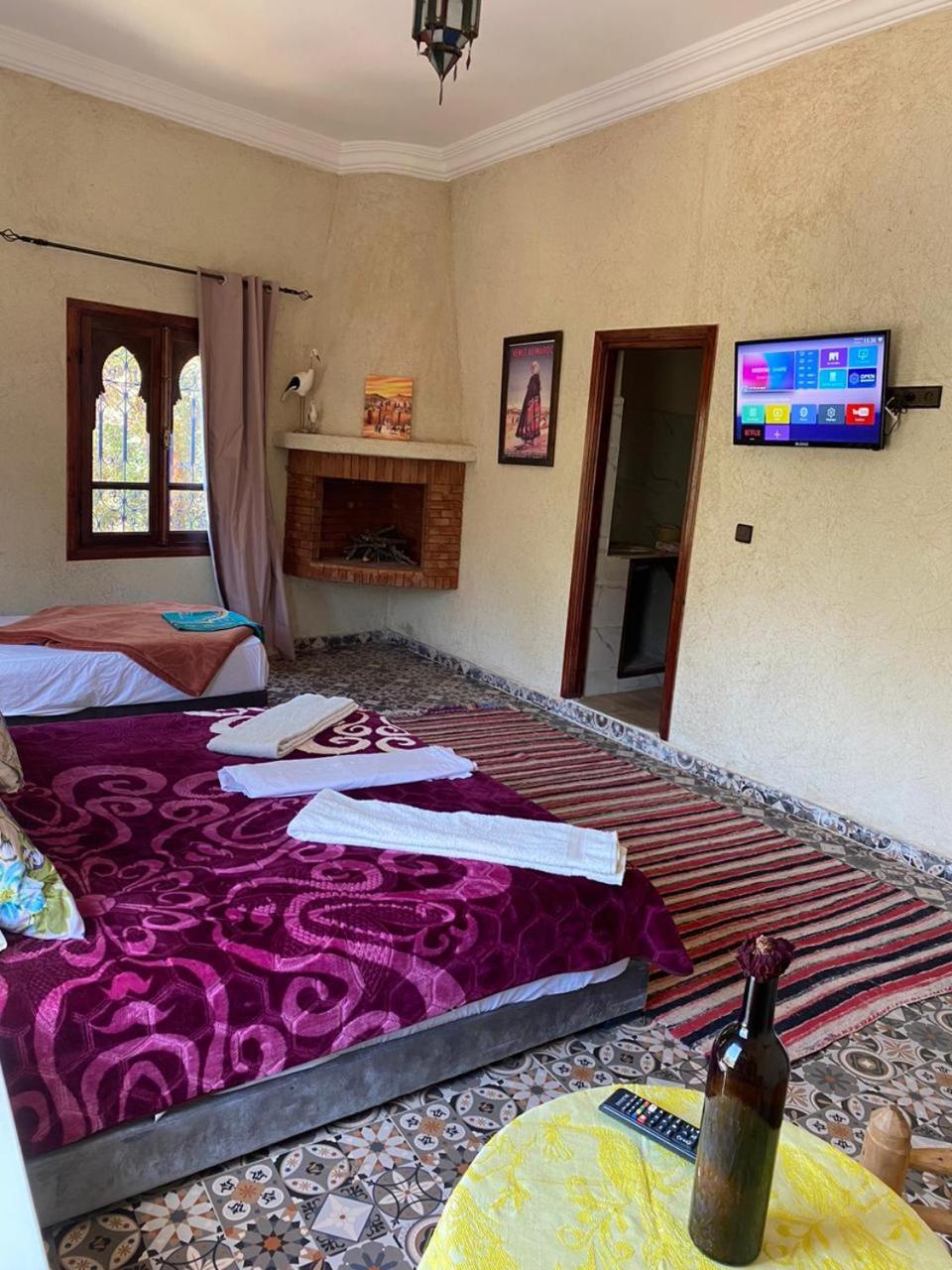 Riad Malak Уирган Номер фото