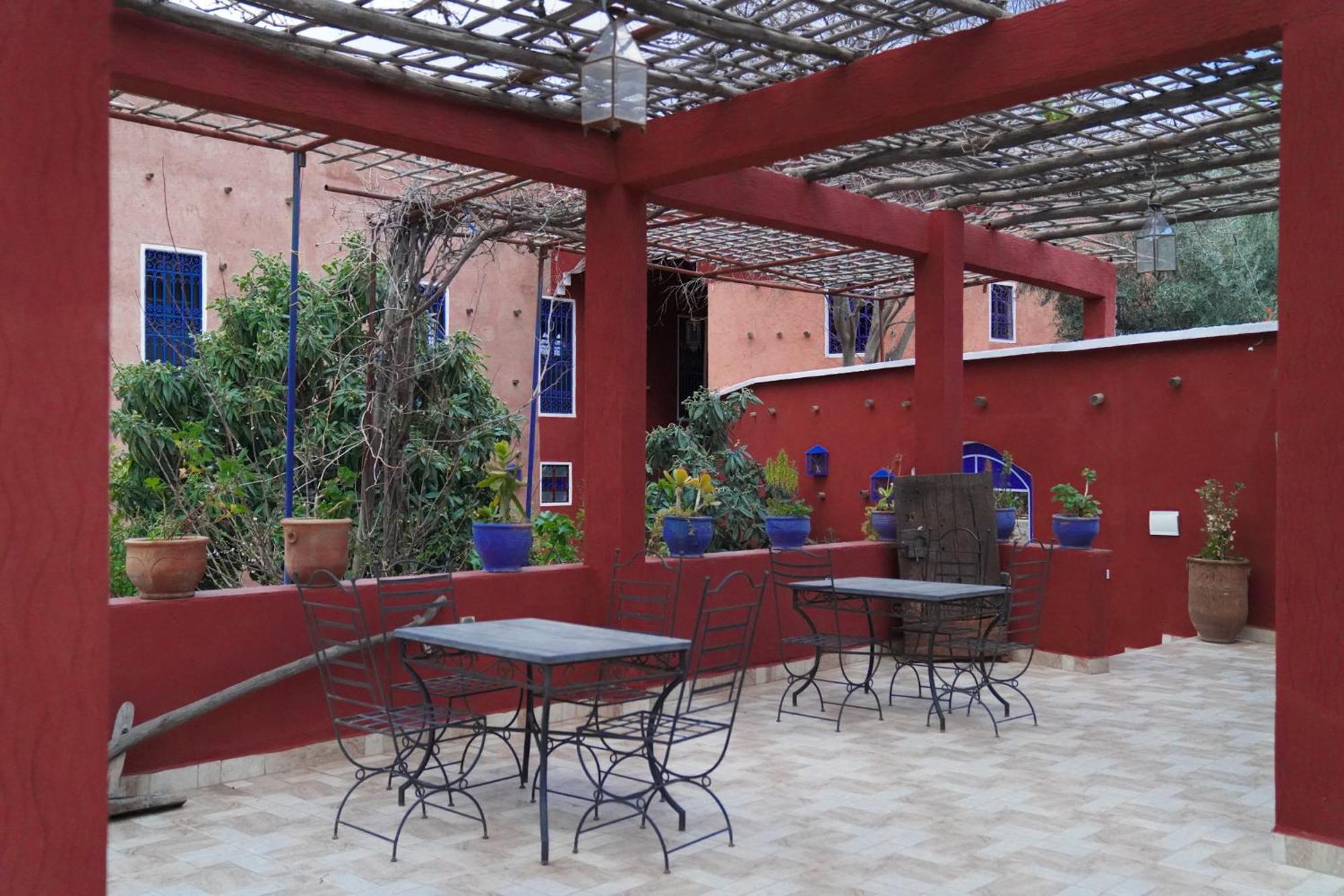 Riad Malak Уирган Экстерьер фото